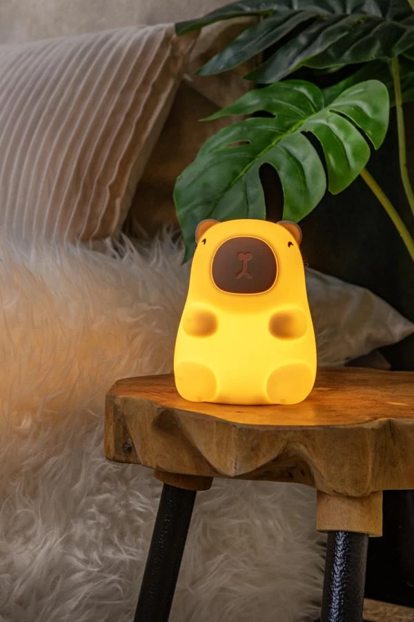 Lucide PINCHA CAPYBARA - Lampe de table Rechargeable Chambres d'enfant - Batterie/Piles - LED 3 StepDim - 1x0,5W 2100K - Crème | Essential - ambiance 1